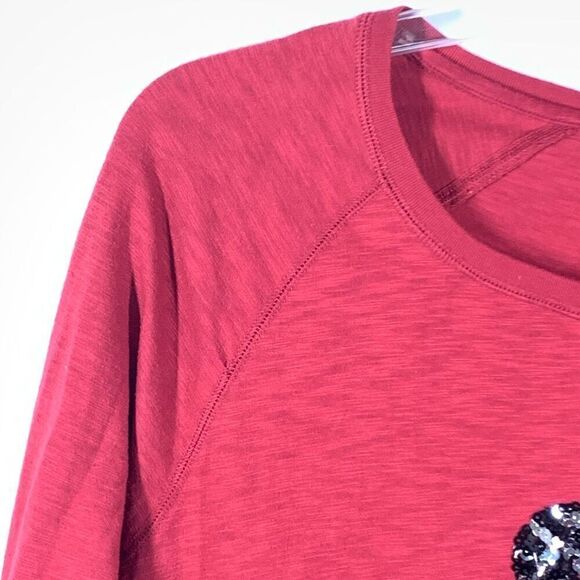 Disney Women's Pullover Mickey Mouse Sequins Long Sleeve T-Shirt Red Size XL - Picture 5 of 9